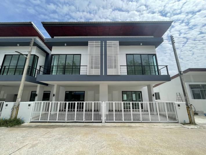For Sales Thalang Brand new town home 2 story 25.20 SQW