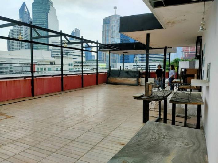 ให้เช่า Rooftop Bar ในกรุงเทพ บนโรงแรมสุขุมวิท 33  เขตวัฒนา กรุงเทพ