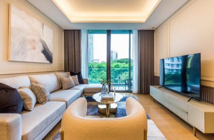 Luxury 2 bedrooms unit for Sale & Rent available at Baan Sindhorn, near BTS Ratchadamri