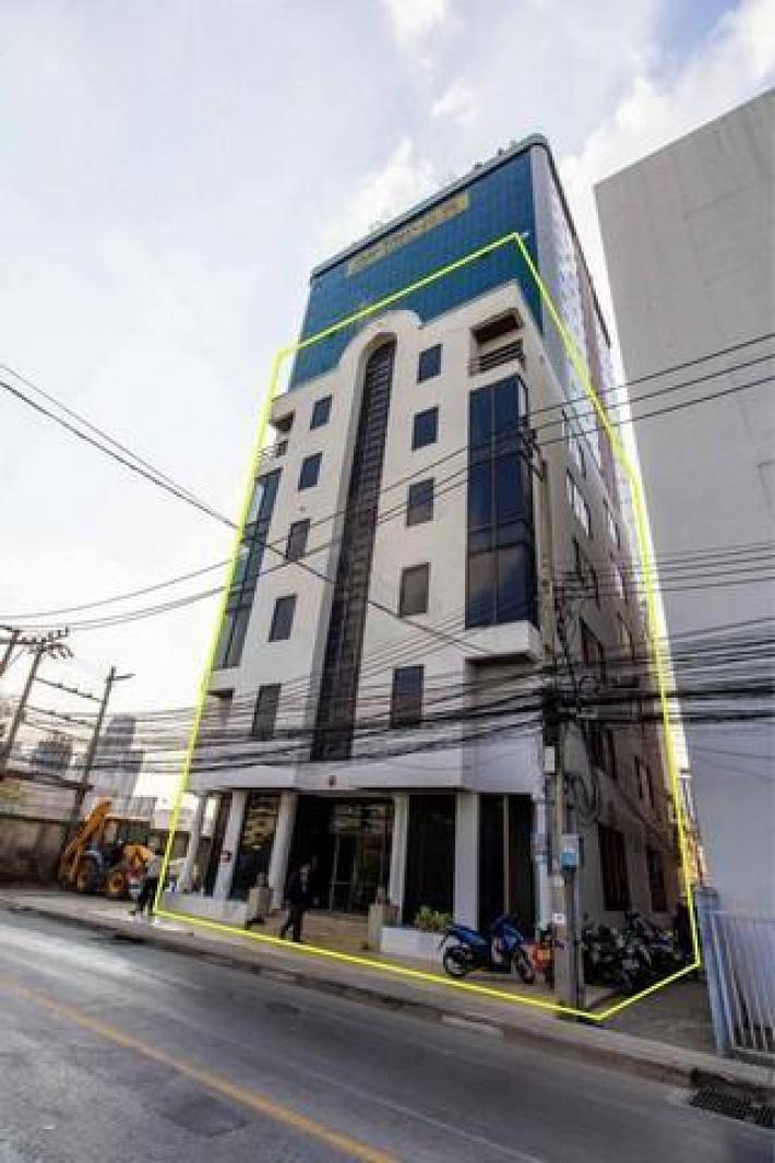ขายอาคารสำนักงาน6ชั้นห้องมุมพร้อมลิฟท์ย่านรัชดาสุทธิสารห้วยขวาง ใกล้ MRTสุทธิสาร